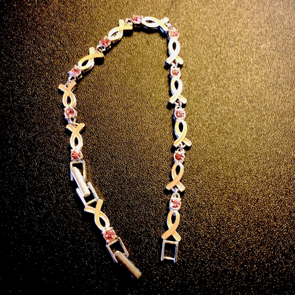 Silver tone pink ribbon 🎀 cancer awareness bracelet with matching extender